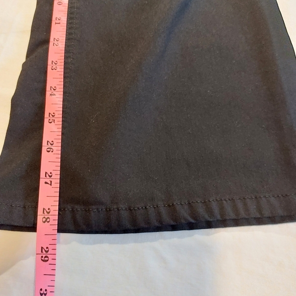 Westbound Woman Pull-On Distressed Black Pants 16W Short EUC - Picture 8 of 14